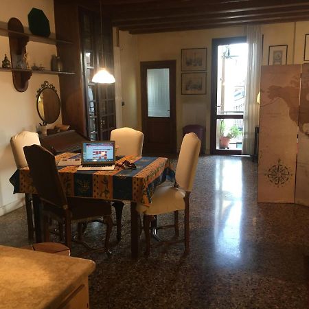 Appartamento Delle Erbe Padua Exterior foto