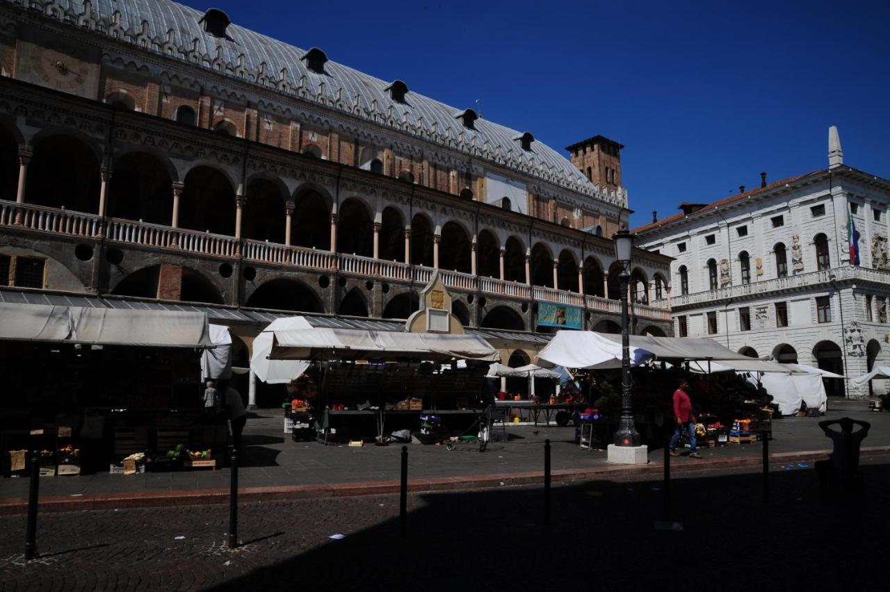 Appartamento Delle Erbe Padua Exterior foto